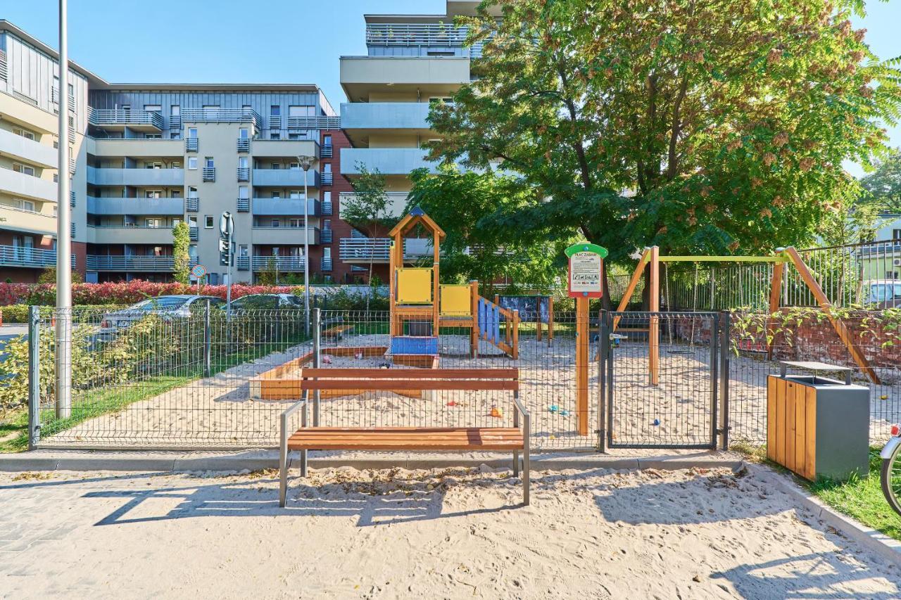 Nowa Teczowa Apartments Promenada Staromiejska By Noclegi Renters Wroclaw Exterior photo